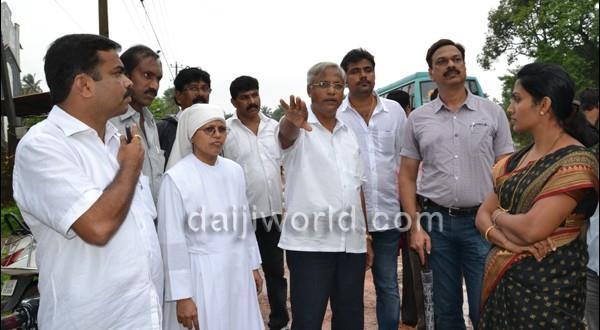 Mlore J R Lobo inspects devt works along national highway