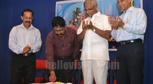 Mangalore: MLA J R Lobo celebrates Christmas with media persons/ briefs about developments