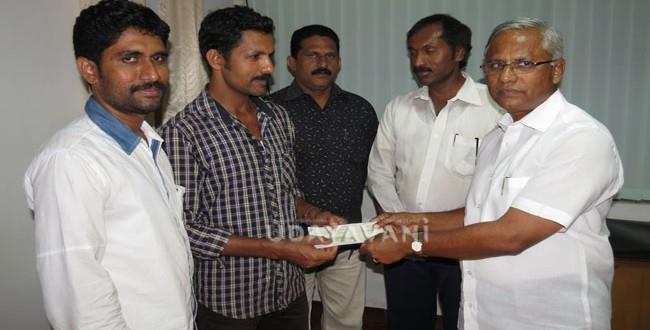 J R Lobo distributes CM's Compensation fund