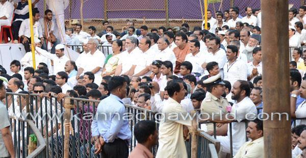 Mangalore can be developed with youth empowerment: Rahul Gandhi