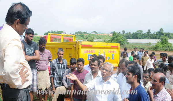 Crew raids at Adam Kudru: Trucks , Sand seized