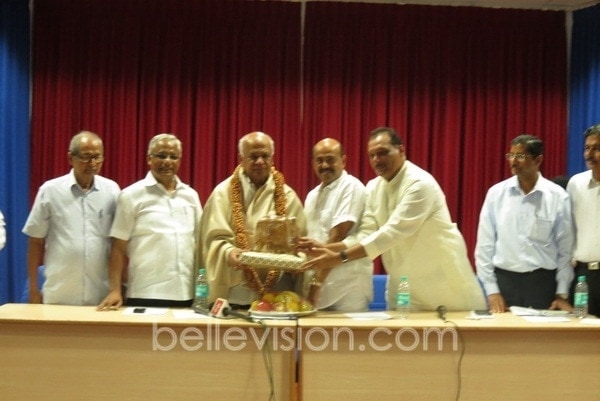 Mangalore: Minister S R Patil asserts grassroots-level strengthening Cong party essential