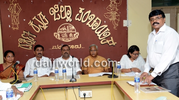 Health booths to open in city; aim to make Mangalore healthiest in India, says Khadar