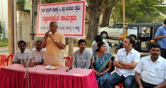 Mangaluru: MLA Lobo Inaugurates St Agnes – Mallikatta – Kadri – Nanthur Road Concrete work