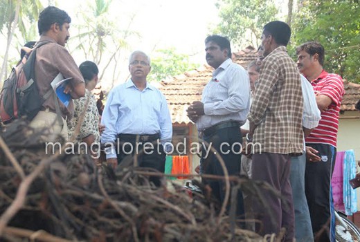 MLA JR Lobo inspects Gujjarakere lake development works