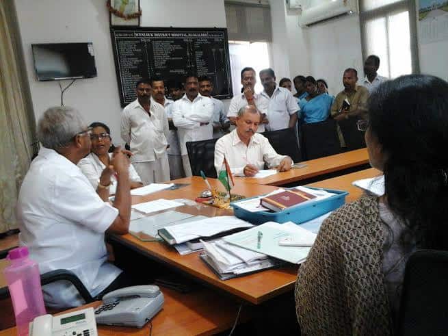 Mangaluru: MLA J R Lobo visits district Wenlock Hospital