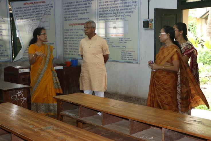 Mangaluru: MLA J R Lobo chairs review meeting of Govt Women’s PU College