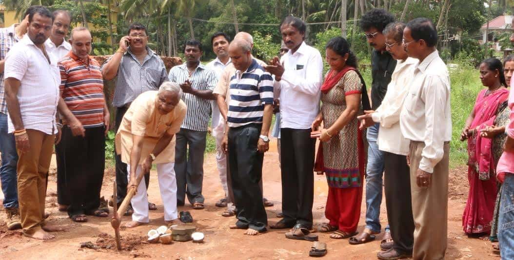 Mangaluru: Foundation laid to concreting Arakerebail Bolar Road