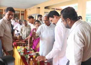 Coconut Farmers and Entereprenuers meet at Fisheries College