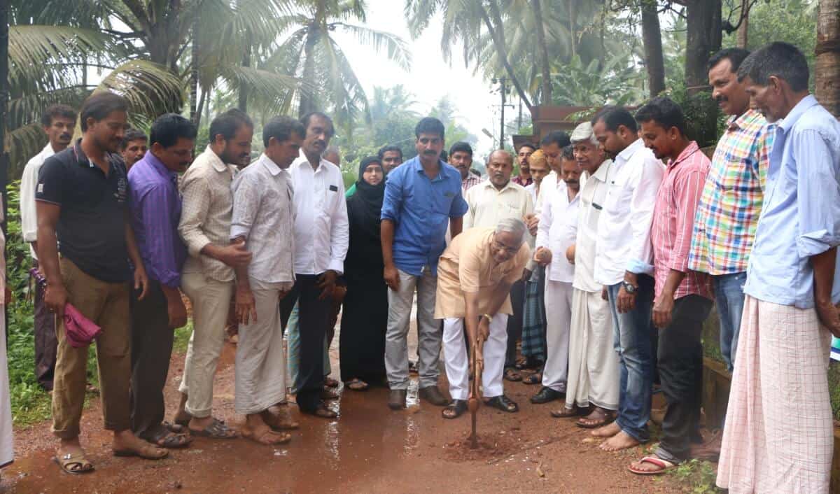 ಬಜಾಲ್ನಲ್ಲಿ ರಸ್ತೆ ಅಭಿವೃದ್ಧಿಗೆ ಗುದ್ದಲಿ ಪೂಜೆ