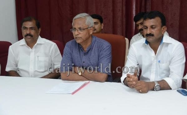 Mangaluru: Crematoriums, MCC computerization – J R Lobo lists out development works