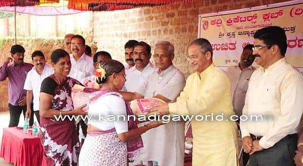 Rice distributed to 700 people by Kadri cricketers club, SEZ on the eve of fest