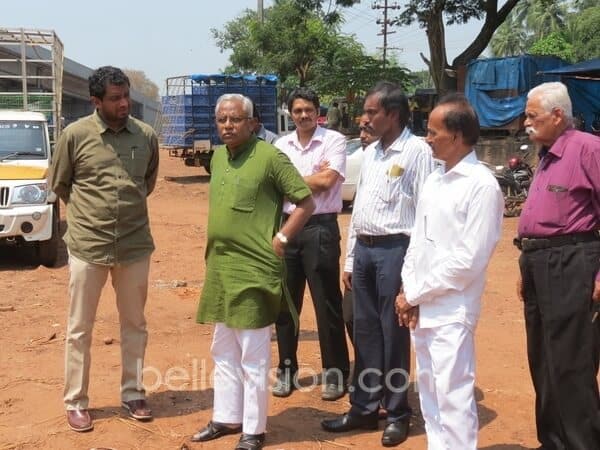 MLA J R Lobo inspects municipal market at Kaikamba, near Maroli