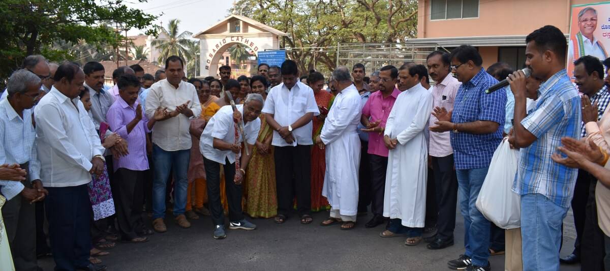 Guddali Pooja held to concretise 2 roads in Mangaluru City at Rs 4.9 Cr cost