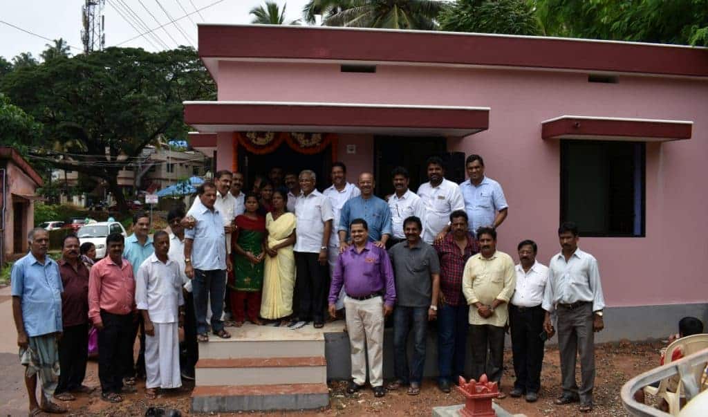 ಮನೆ ಹಸ್ತಾಂತರಿಸಿದ ಶಾಸಕ ಜೆ.ಆರ್.ಲೋಬೊ