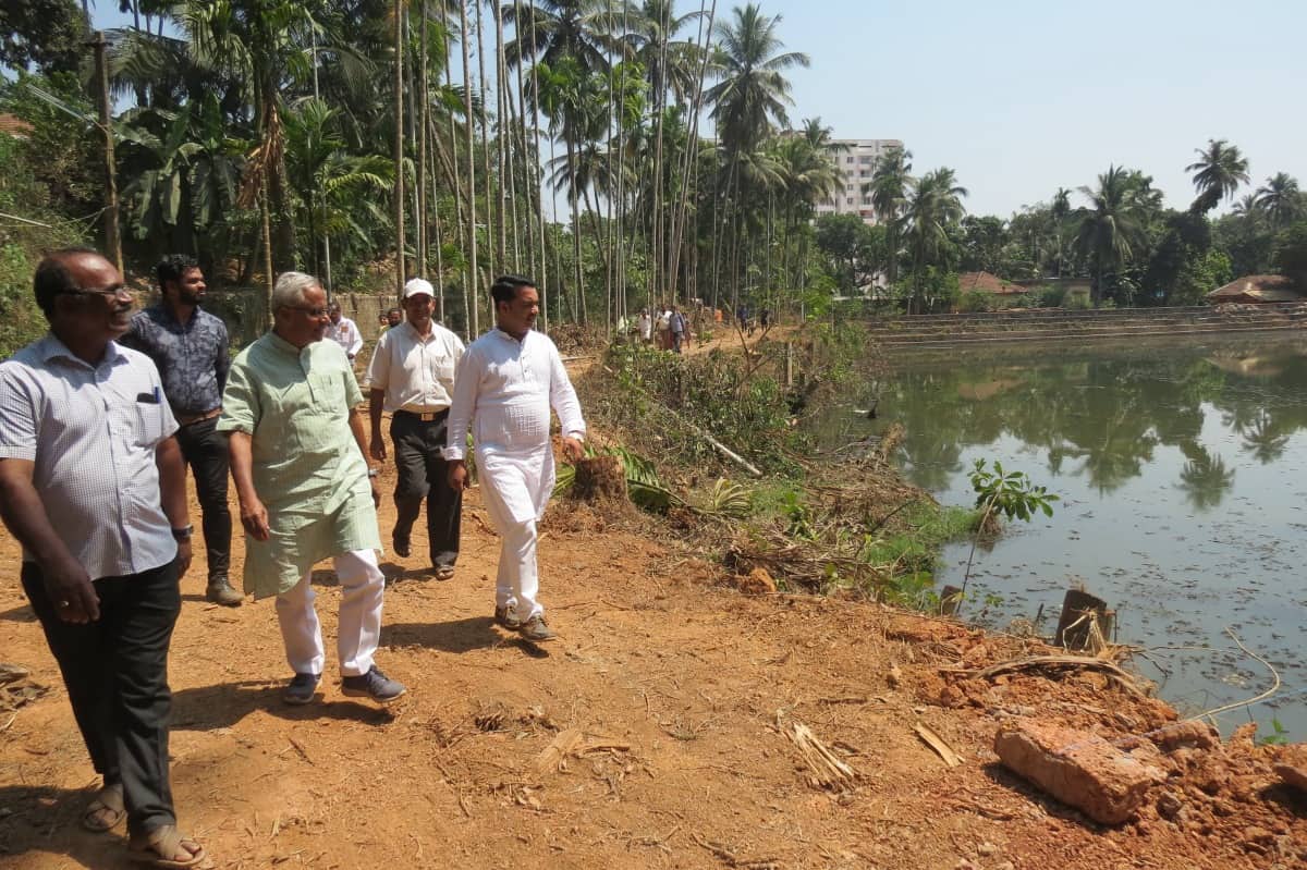 ಬೈರಾಡಿಕೆರೆ ಕಾಮಗಾರಿ ವೀಕ್ಷಿಸಿದ ಶಾಸಕ ಲೋಬೊ.