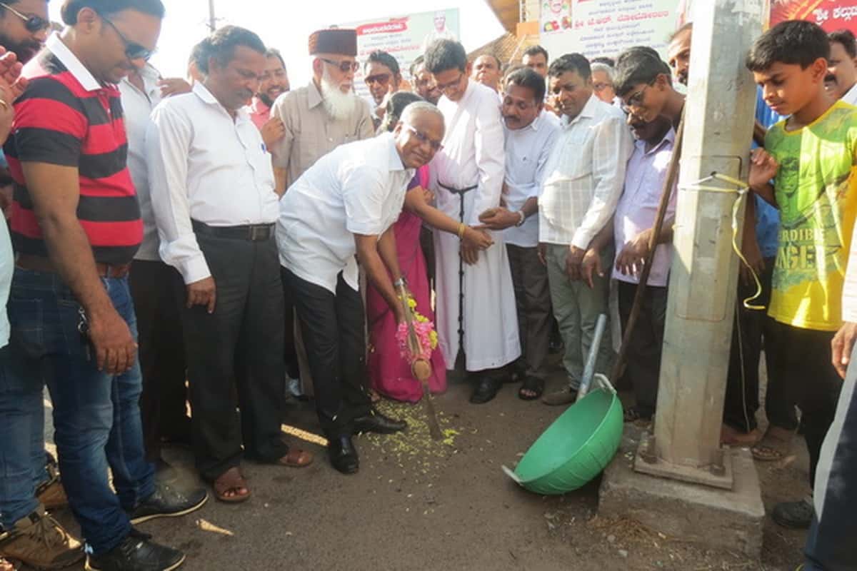 ಬೋಳೂರು ಸುಲ್ತಾನ್ ಬತ್ತೇರಿ – ಕಂಡತ್ತಪಳ್ಳಿ ರಸ್ತೆ ಅಭಿವೃದ್ಧಿಗೆ ಗುದ್ದಲಿಪೂಜೆ