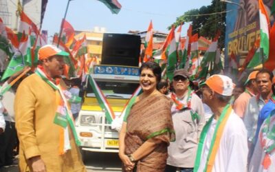 Mangaluru: Cong activists stage united campaign for J R Lobo